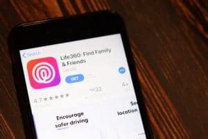 77 Best Life360 Group/Circle Names for Couples, Families, etc .
